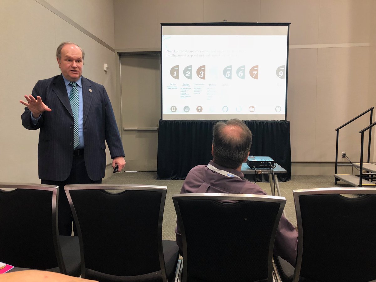 TopMarketValue's tweet image. Our colleague David Smith sharing his futuristic wisdom on data, analytics and artificial intelligence at INNOTECH Austin 2018. LIVE now !