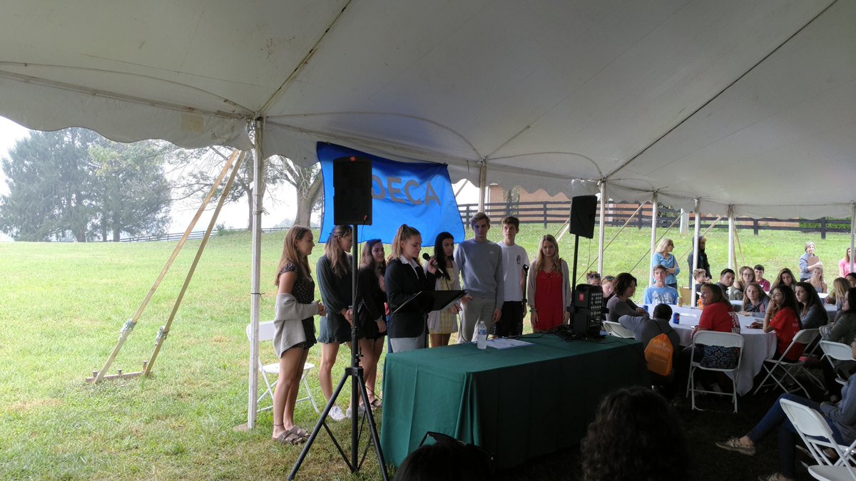 JHHS_DECA's tweet photo. Fall Rally. JHHS DECA Officers sworn in https://t.co/sJCeHvrKRh