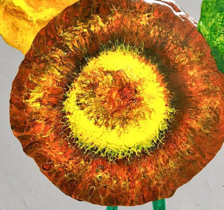 Pebeopaints's tweet photo. ๐ซ๐ทEncore plus d'inspiration avec Mixed Media. Decouvrez l'oeuvre de @liora.artist.
๐ฌ๐งMore #pebeomixedmedia inspiration with the abstract flowers of @liora.artist.
#Pebeo #MixedMedia #Vitrail #FantasyMoon #Ceramic #conteporaryartist #modernart #contemporaryartwork https://t.co/4gpMpeKPxI