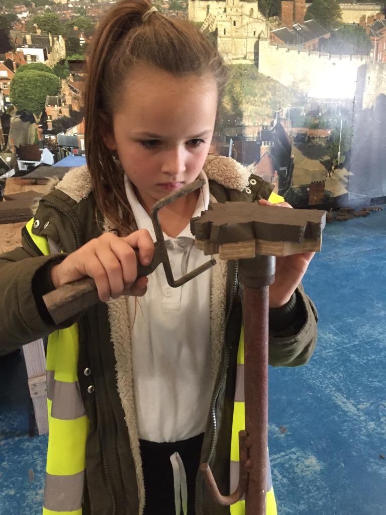 BainesCharles's tweet photo. Clay model building #construction2018 https://t.co/Fyj0cHc179