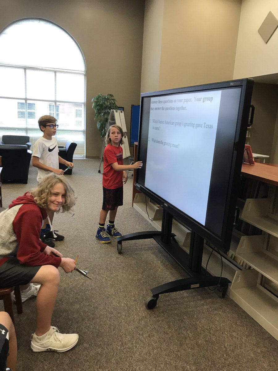 FJHMMC's tweet photo. Today our Texas History kids are using our interactive stations to gather information! #friendswoodlearning #friendswoodisd https://t.co/MBGHZnKmEq