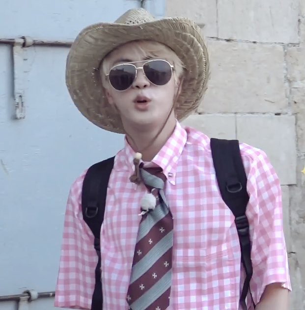 jinashamster's tweet photo. 🐹👒🕶 https://t.co/BJcHNBCa6y