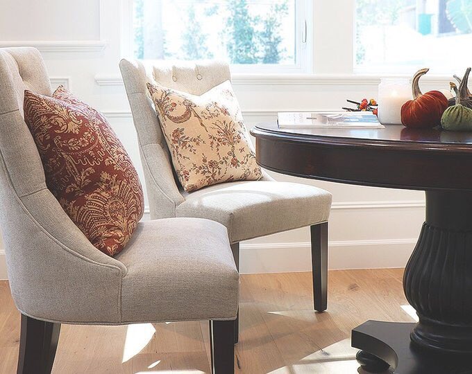 ChloeandOlive's tweet photo. Make your room come alive this Fall with Chloe &amp; Olive's pillow covers. Handmade in Calfiornia just for you❣️
#couchpillows #familyroomdecor #throwpillows #throwpillow #decorpillows https://t.co/7apgs7Vjjf