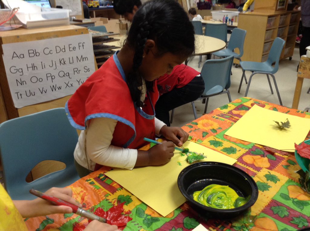 MarniStoch's tweet image. Fall, leaves and fun 🍂🍁🍃 @ThornwoodPS