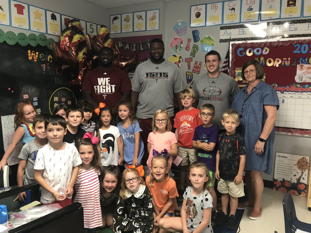 TroyAthletics's tweet photo. .@TroyTrojansFB Players has a great time visiting local elementary schools today! Look forward to seeing all of these kids at The Vet on Thursday for Take a Kid to the Game for FREE Night! #OneTROY https://t.co/QvGHoECiA9