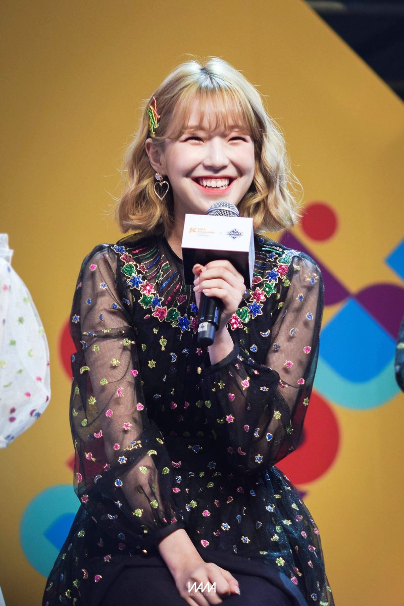baek jiheon pics tweet media