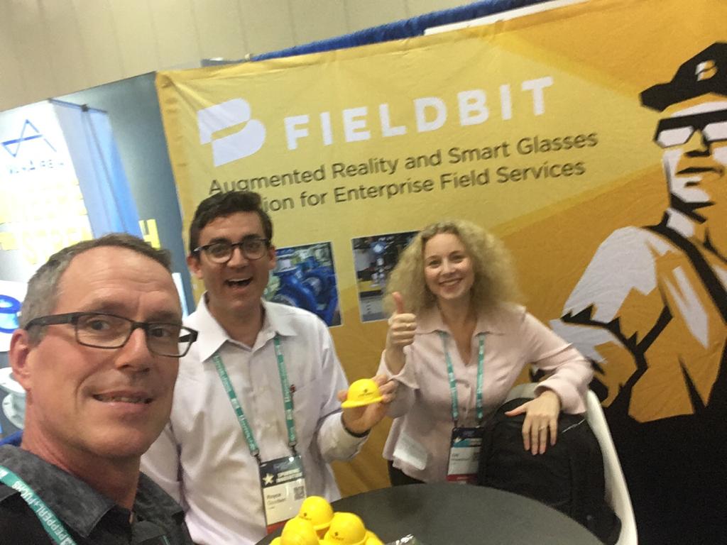 Fieldbit_AR's tweet image. If you haven&apos;t had a chance to talk to our team, catch up with them at booth #2019 to hear all about #Fieldbit’s #AR #FieldServiceSolution.

#EmrEx #Emerson #SpurringInnovation #SanAntonio #Fieldservice  #fieldservicemanagement #AugmentedReality #SmartGlasses #Software