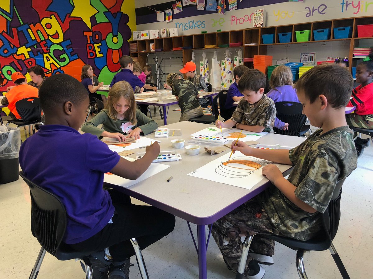 JoffrionArthur's tweet photo. ⁦@msawartsdept⁩ So glad we have arts in our schools. ⁦@IbervilleSchool⁩ Together Tuesdays Day 2 a huge success. https://t.co/EbnadsI6Cl