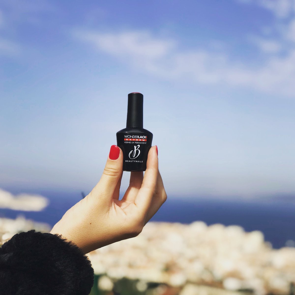 beautynailsFr's tweet photo. Nos vernis sont élaborés sous le soleil de #Marseille #madeinfrance #nailaddict #nailart #beauty découvrez les sur https://t.co/2xP14cU0h9 https://t.co/6t59AMnsmF