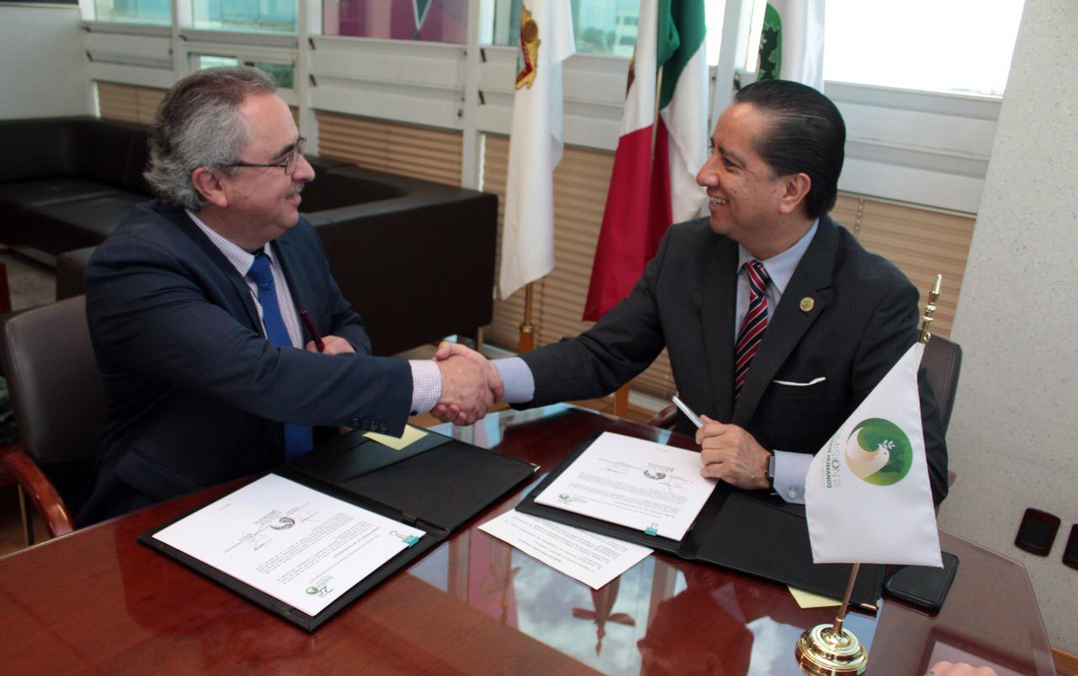 JorgeOlveraG's tweet photo. Esta tarde firmé un Convenio General de Colaboración científica, académica y cultural con el Dr. @GuadarramaRico, Presidente de @redfamecom; con el objetivo de realizar conjuntamente investigaciones académicas, actividades y proyectos en materias de interés común. #DDHH https://t.co/Oo3tQQq79V