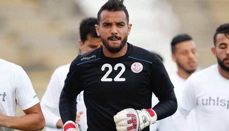 ESTuniscom's tweet photo. #NERTUN Les 3 Sang et Or ❤️💛 Ben Chérifia, Chaâlali et Khenissi appelés en Equipe Nationale de Tunisie 🇹🇳 pour affronter le Niger 🇳🇪 les 13 et 16 octobre 2018. https://t.co/EdbmHUfzYc