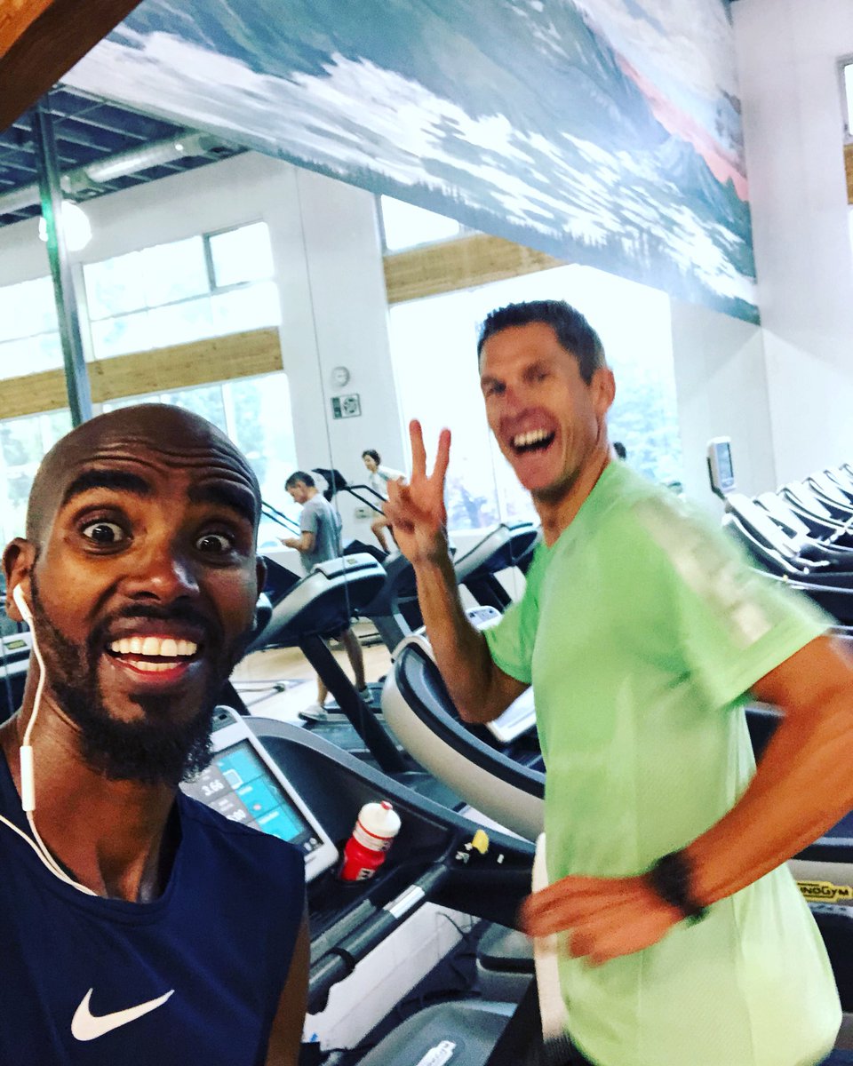 Davidplese's tweet image. Save the best for the last 😉 
Last training with @gomofarah (just kidding)💪🤙 All the best to you @chimarathon #onemomile #onemomarathon #legend #fastestrunner 👑 
@bahrainendurance13 
@redbullsi @garmin @adidas