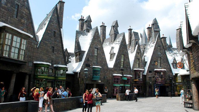 Harry_Potter_TM's tweet photo. Situación sentimental: Esperando un milagro para poder ir al parque temático de Harry Potter. https://t.co/oY3gU5avZm