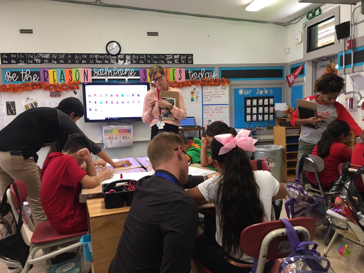 ortizteach's tweet image. Today we participated in round 2 of instructional rounds. Our focus was instructional delivery. T’s were able to provide feedback to one another. The best way to learn and grow is to learn from each other! #PushItToTheNextLevel #ThePughWay @jasonldavila @MsCMontoya @AliciaLGray