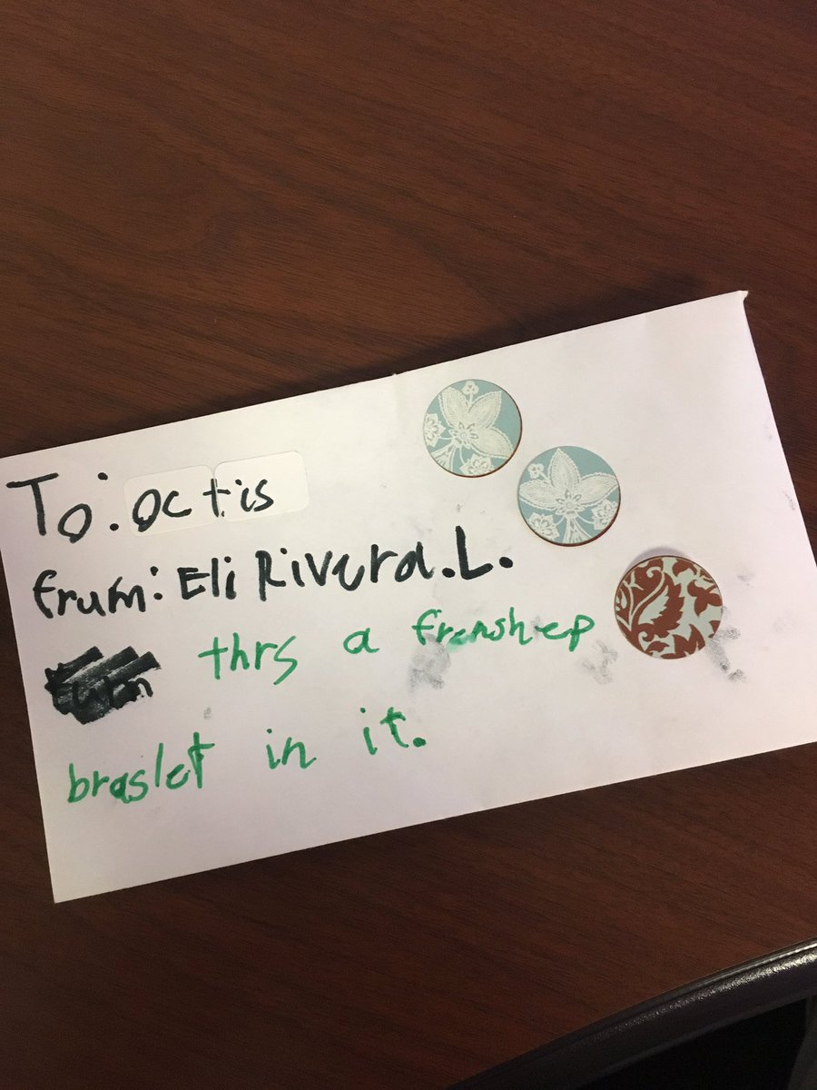 ortizteach's tweet image. Today this little first grader approached me and said Mr. Ortiz I got you a present. He gives me an envelope and says it’s a friendship bracelet. I’m part of his friend circle now lol 😃 #BuildingRelationshipsMatter #KidsDeserveIt #PushItToTheNextLevel #ThePughway