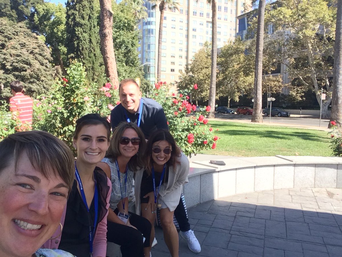 ericamarch's tweet image. Lunch in the beautiful park! #TISC2018