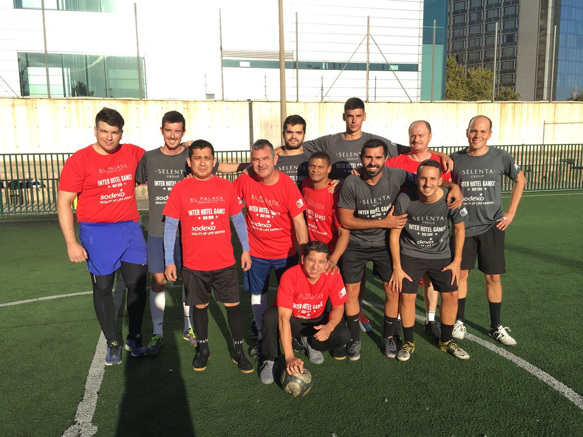 a32events's tweet photo. 2º día de #futbol en los #ihotelgamesbcn 2018 con los #hoteles #selentagroup y @ElPalaceHotel por dos buenas razones #teambuilding y #solidaridad con @MakeaWishSpain #hotelscompromesos https://t.co/LvSxI9LtsL