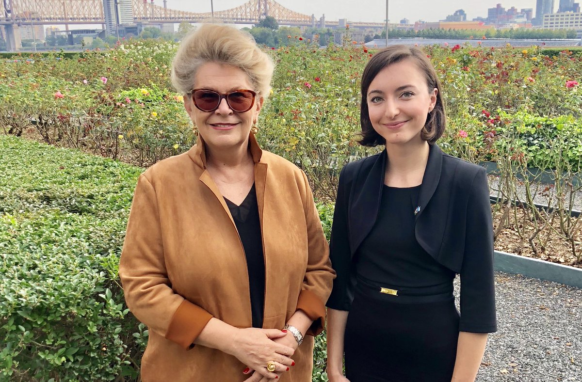 KatalinBogyay's tweet photo. Happy to welcome Hungary’s Youth Delgate Ágnes Szuda in the Rose Garden of @UN HQ. She will be actively participating during her stay #UNGA . We are hatonto listen to and learn from the  voices of the youth. @jayathmadw https://t.co/QDnTF4RRR1