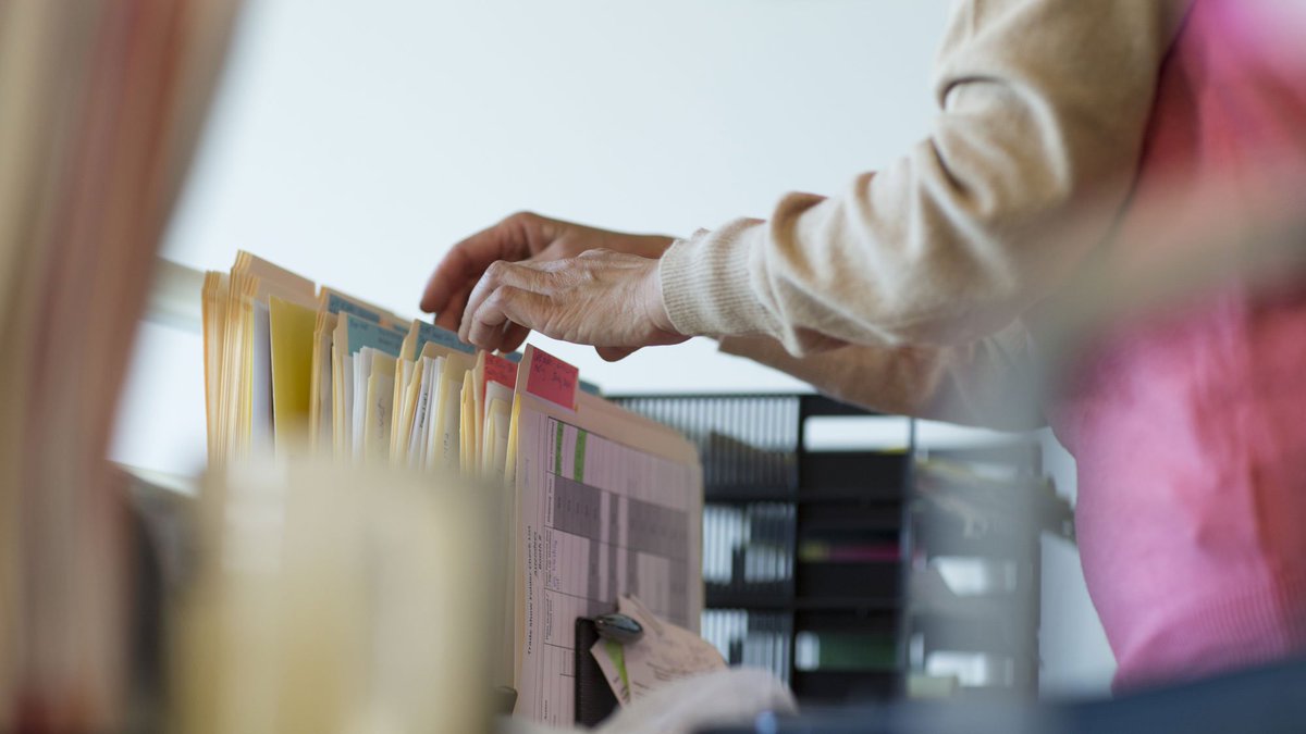 Ford government prepares to drop the axe on labour reforms ow.ly/nBhT30m4fhC #ONpoli https://t.co/ua6ezOWe0J