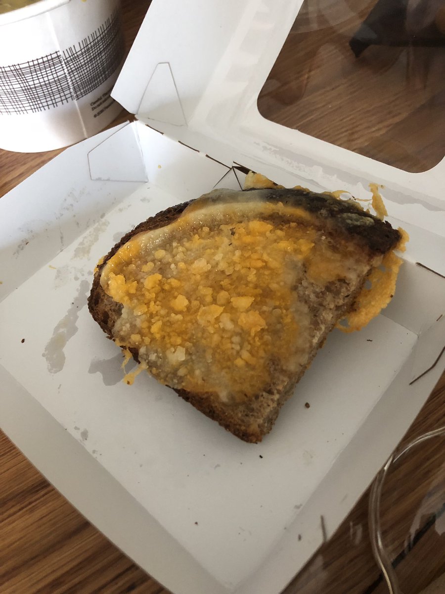 janae_scheve's tweet photo. @panerabread we love you but this grilled cheese is embarrassing. https://t.co/4ozDj1BAyF