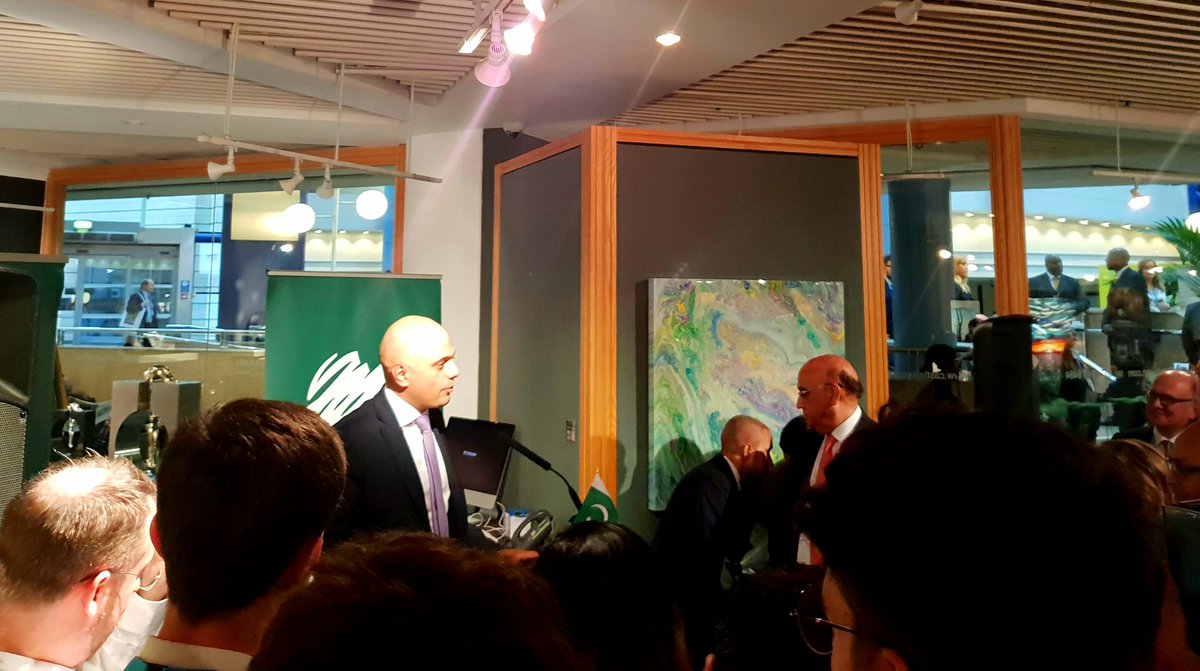 IslamicReliefUK's tweet image. An absolutely packed room for #CPC2018 @ConservativeFOP reception, with powerful speeches and messages of support from @sajidjavid @BrandonLewis @JBrokenshire &amp;amp; @paulscullymp amongst many others