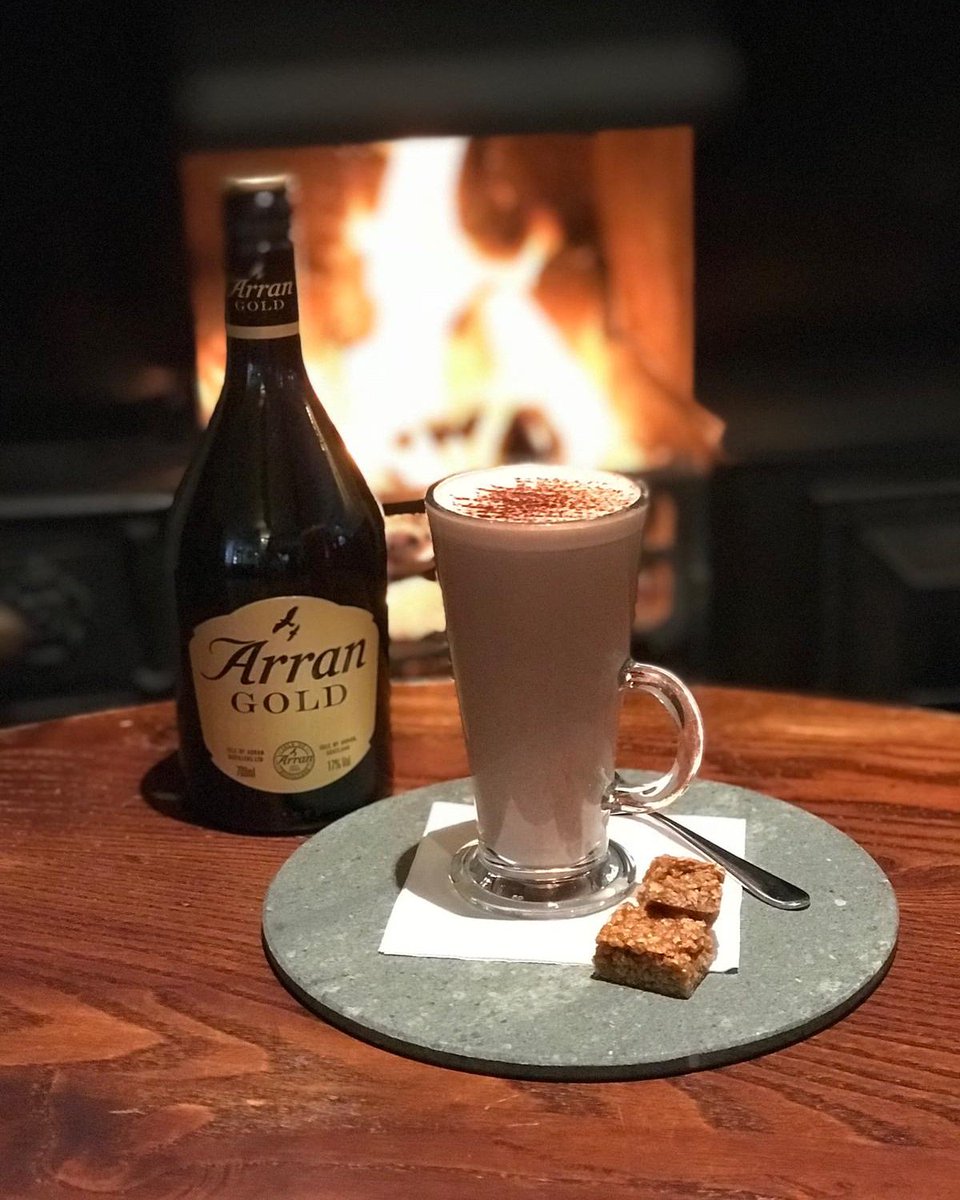 Isle of Arran Hot Chocolate 🤗 #hotchocolate #photography #singlemalt #sweet #chocolate #fire #cosy #treat #hotdrink