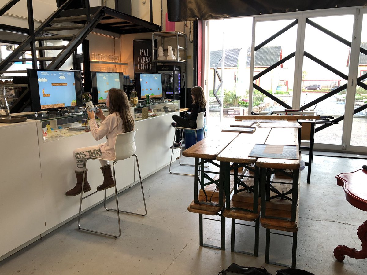 SmartMakersEdu's tweet image. Wij zijn er klaar voor! De Makathon Smart Solutions voor Water en Natuur. Tot morgen in #Haarlem !! @NovaCollege @PWNwaternatuur @WaterschapHHNK @3dmakerszone @InhHaarlem