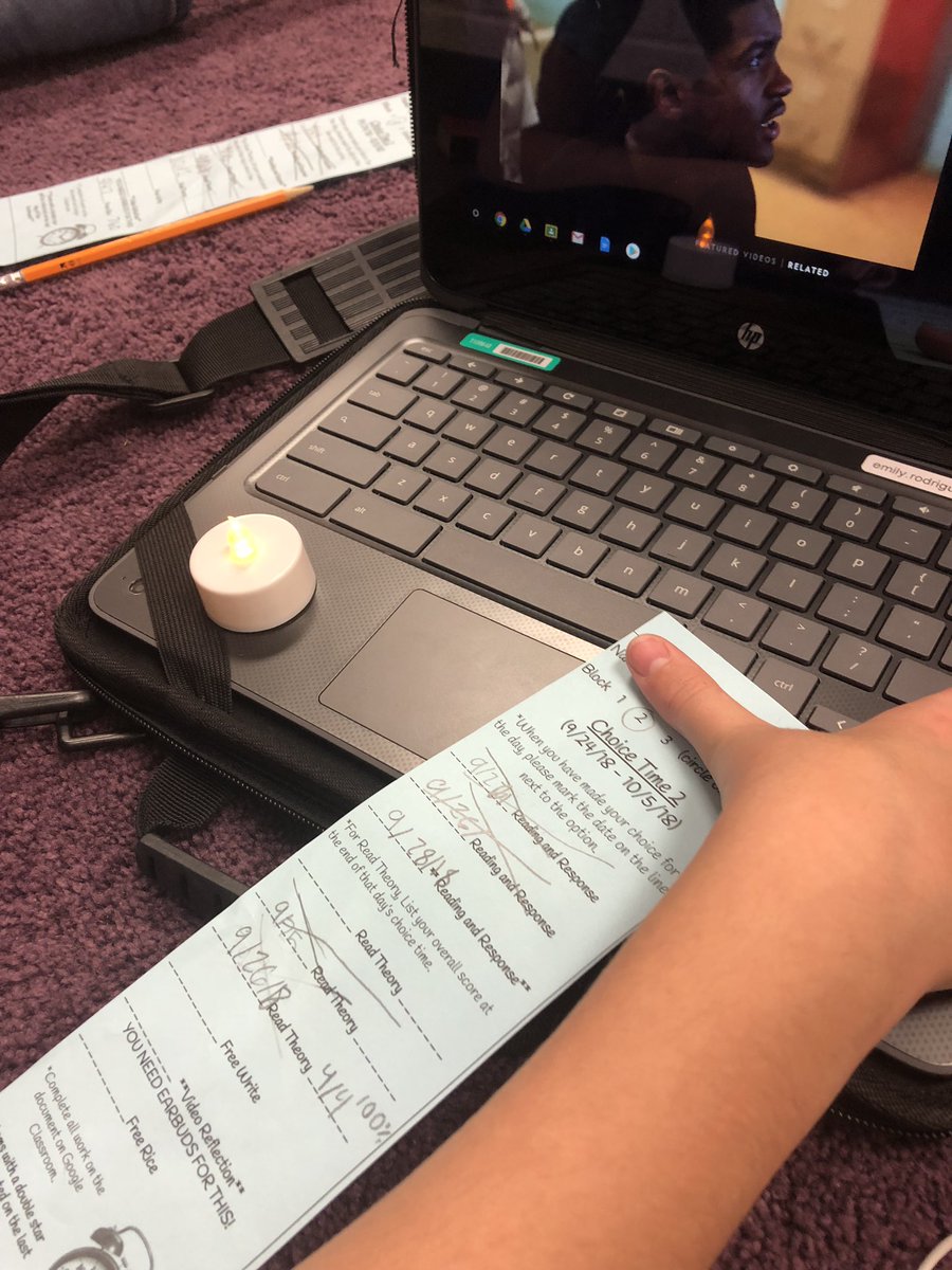 Choice Time by candlelight in communications class #WeAreLondon #21Learns