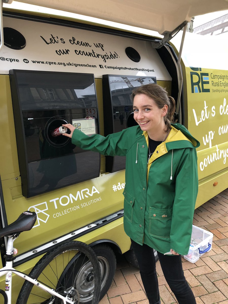 Bumped into The #GreenClean reverse vending machine in town today. Was great talking to them about recycling and our efforts to reduce single use plastics.
