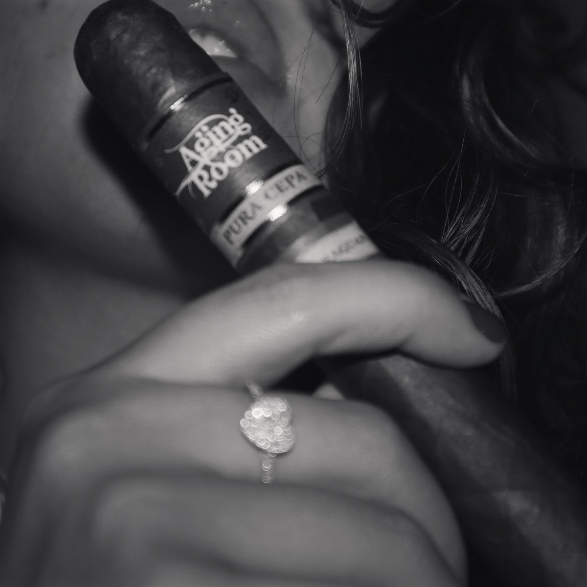 Pura Cepa, Pura Vida. #agingroommoment #agingroomcigars #altadisusa #cigars #enjoy