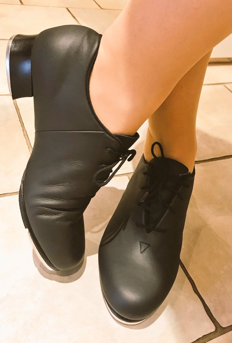LouiseLowry7's tweet photo. New tappers! #dancingaccountant #bloch #splitsole #shockwave https://t.co/IKJkd3pFie