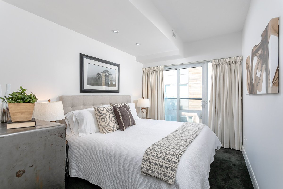 CoreAssetsRE's tweet image. This boutique building is located within beautiful Little Portugal, providing direct access to amazing restaurants, bakeries and shops. More photos + details: bit.ly/2zMLCEi