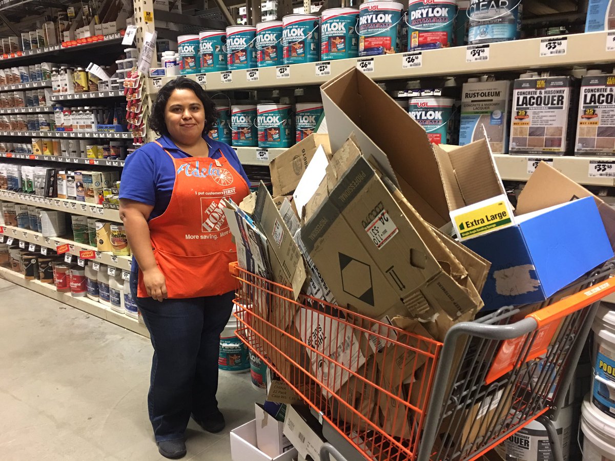 terryfreeman57's tweet photo. 8551 cardboard challenge. Chose Adela today! The reason is she consistently produces cardboard because she is dedicated to keeping paint in stock!!! https://t.co/tTNY9jzPzz