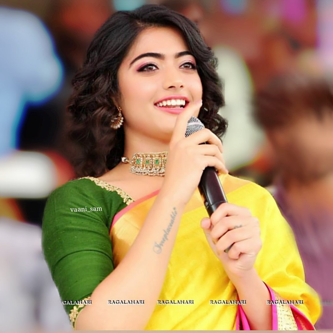RashmikaArmy's tweet photo. Beautiful Angel @iamRashmika 😇 😍 https://t.co/zW0mOEzq4A