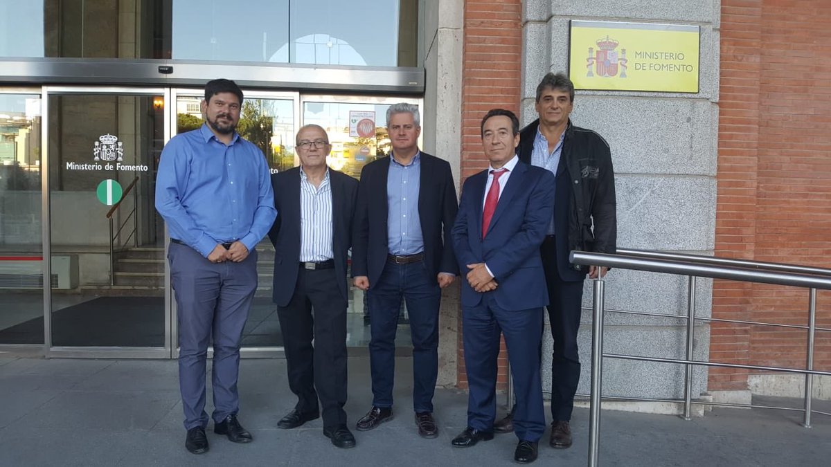 NarcisoSanse's tweet photo. Igualmente, #Sanee ha pedido que se priorice a su vez el proyecto de ampliación de la red de Cercanías con nuevas paradas en nuestro municipio hacia otros. https://t.co/Rfkz3t5ZHv