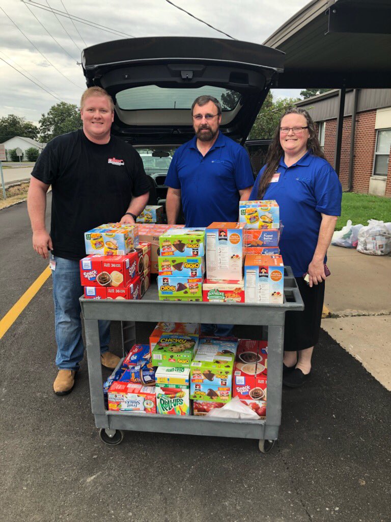 psdrams's tweet photo. Thank you to Allen Engineering for donating food to Baldwin and the Paragould School District Backpack Program. Allen Engineering is a Partner in Education for Baldwin Elementary. #psdrams https://t.co/ZsLgxBeu0Y