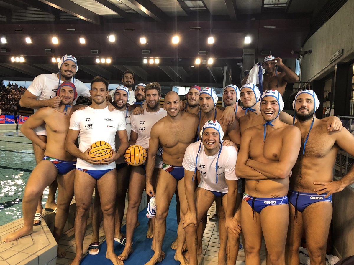 7belloOfficial's tweet photo. #genovanelcuore 
Diretta su #RaiSport #ITALIAvsALLSTAR  
100º campionato x Genova❤️
.
.
#pallanuoto #7bello #genova #seriea https://t.co/k4x55Z6wyK