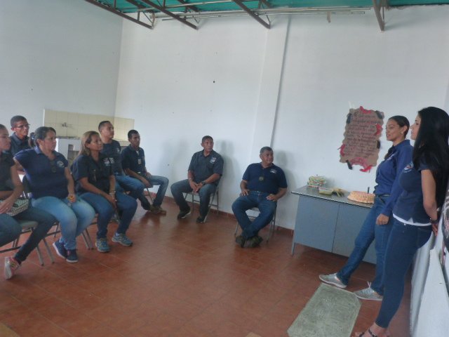 crsyaracuy's tweet photo. PERSONAL DE UTSO N 04 Y CRS YARACUY CELEBRAN DIA DE L@S SECRETARI@S Y CUMPLEAÑOS DE FUNCIONARIA MARILUZ RODRIGUEZ DESEANDOLES EL MAYOR DE LOS EXITOS EN NOMBRE DE LAS COORDINADORAS @leuditorres65 @irisvarela @POSPENITENCIARI @Rigoberto1975 https://t.co/oVpazr9w2o
