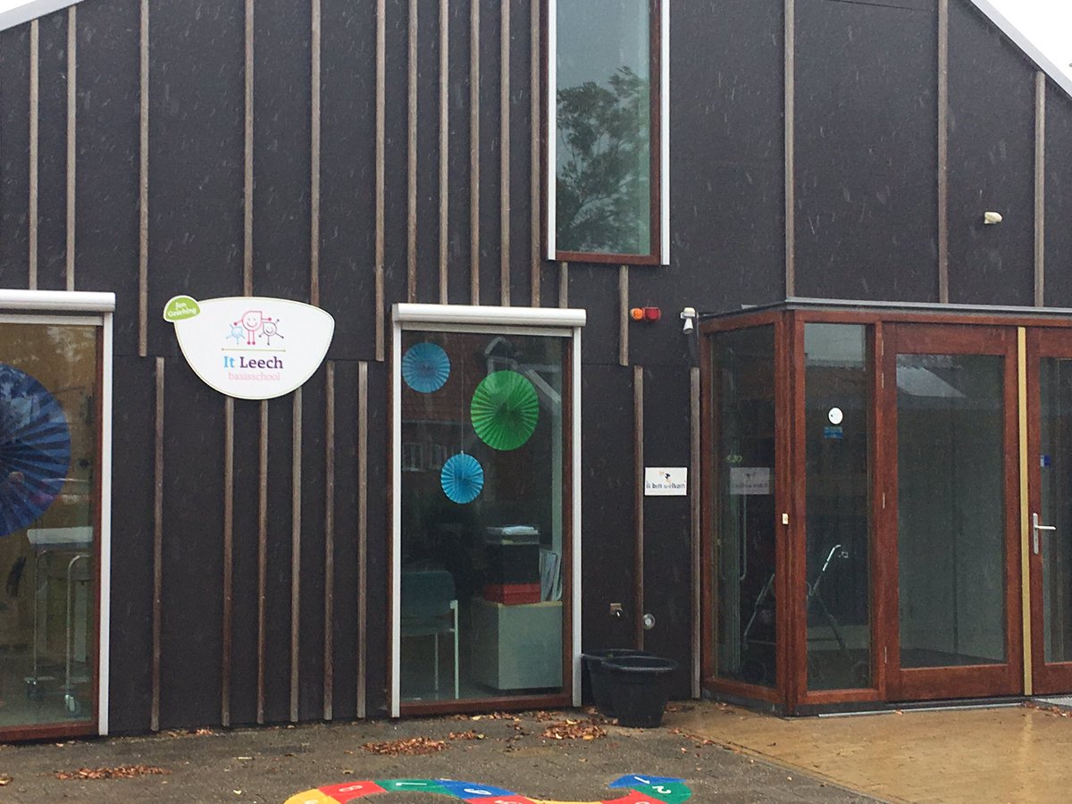 Jaja, vanochtend waren we op de Kogge in IJlst, it Leech in Pingjum én de Stjelp in Baard! Enthousiaste groepen kinderen die niet konden wachten om ook met GearQuest te starten! #GearQuest #VraagMaarRaak