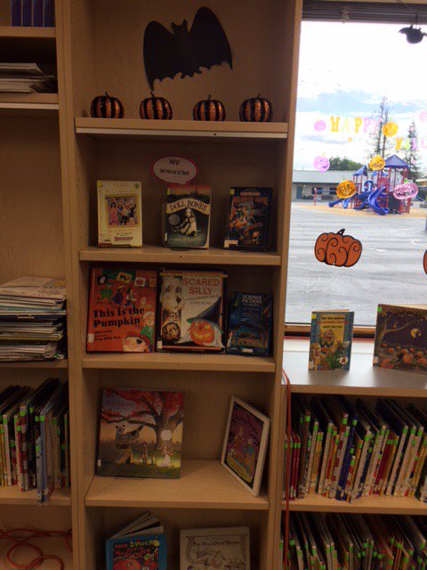 Capri Elementary School Library tweet media