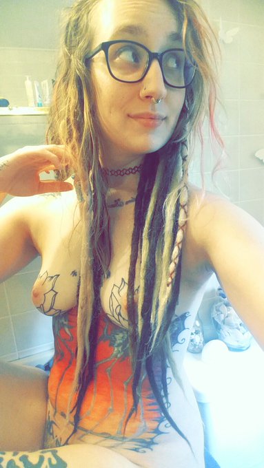 Vote for @LilyLawless1 in the MV Color Pop Contest @manyvids https://t.co/D53KF7ncpE https://t.co/WD<a class="tags" href="/tag/lilylawless1">@lilylawless1</a><a href="/tag/witch"class="tags"><span>#witch</span></a><a href="/tag/tattooedwomen"class="tags"><span>#tattooedwomen</span></a><a href="/tag/manyvids"class="tags"><span>#manyvids</span></a><a href="/tag/mvgirls"class="tags"><span>#mvgirls</span></a>