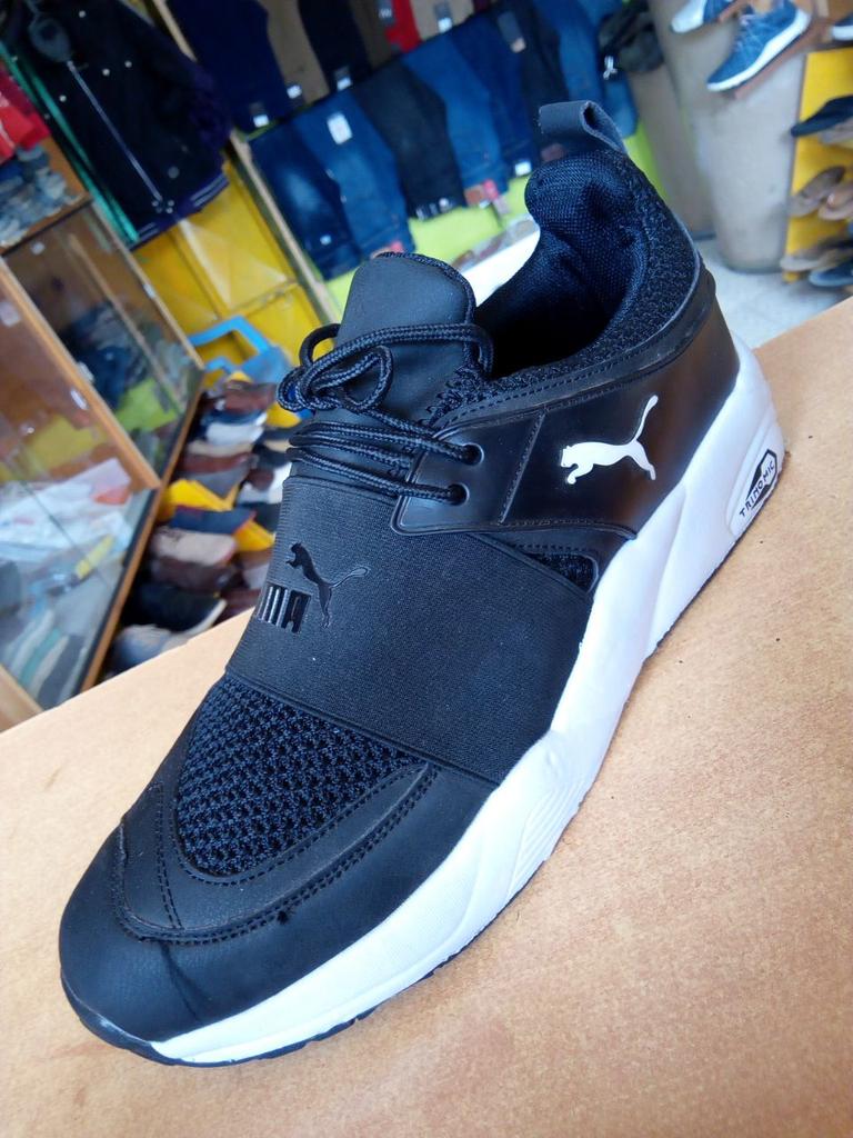 EliteMtumba's tweet photo. 👟👟 only @EliteMtumba 
Grab yours!!⏰ https://t.co/w9WNAR2PaR
