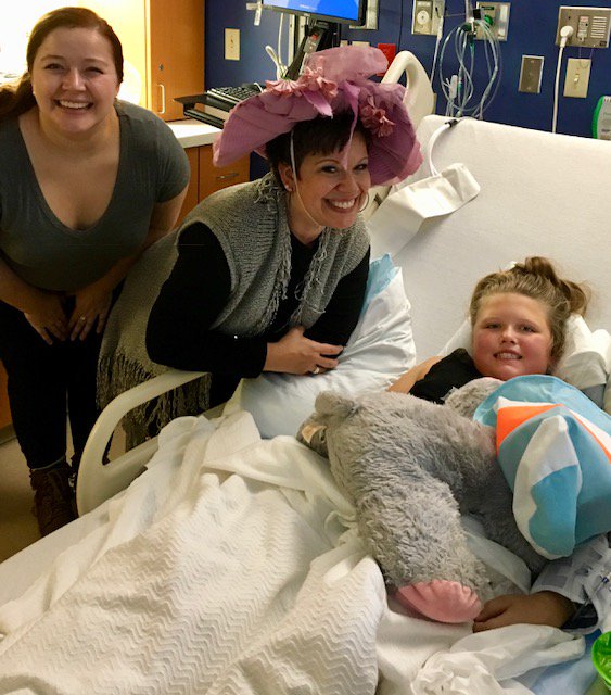 PeytonChildrens's tweet photo. Patients enjoyed another interactive storytelling experience last week! We appreciate the time @Civic_Theatre storytellers take to come out and put a smile on our patients' faces! We look forward to some Halloween fun this month when they come back to see us. 🎃 https://t.co/PpOdTU5UFB