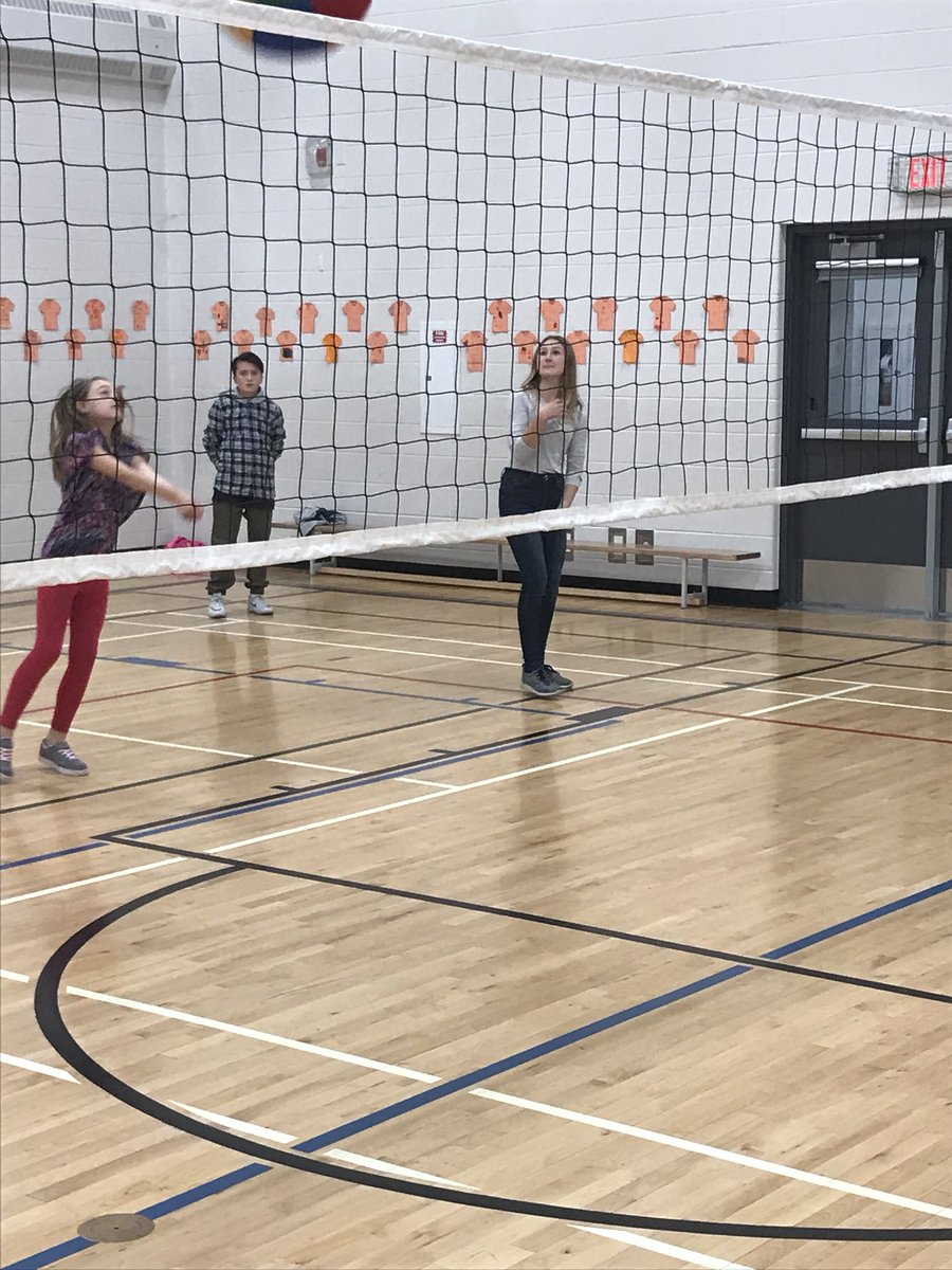 MrsS_IRIC's tweet photo. What a fun day using the omnikin ball to review rotations on the vball court! @ashley_kovitch @TennantHeidi #6k #6ap https://t.co/rla5VbbKqn