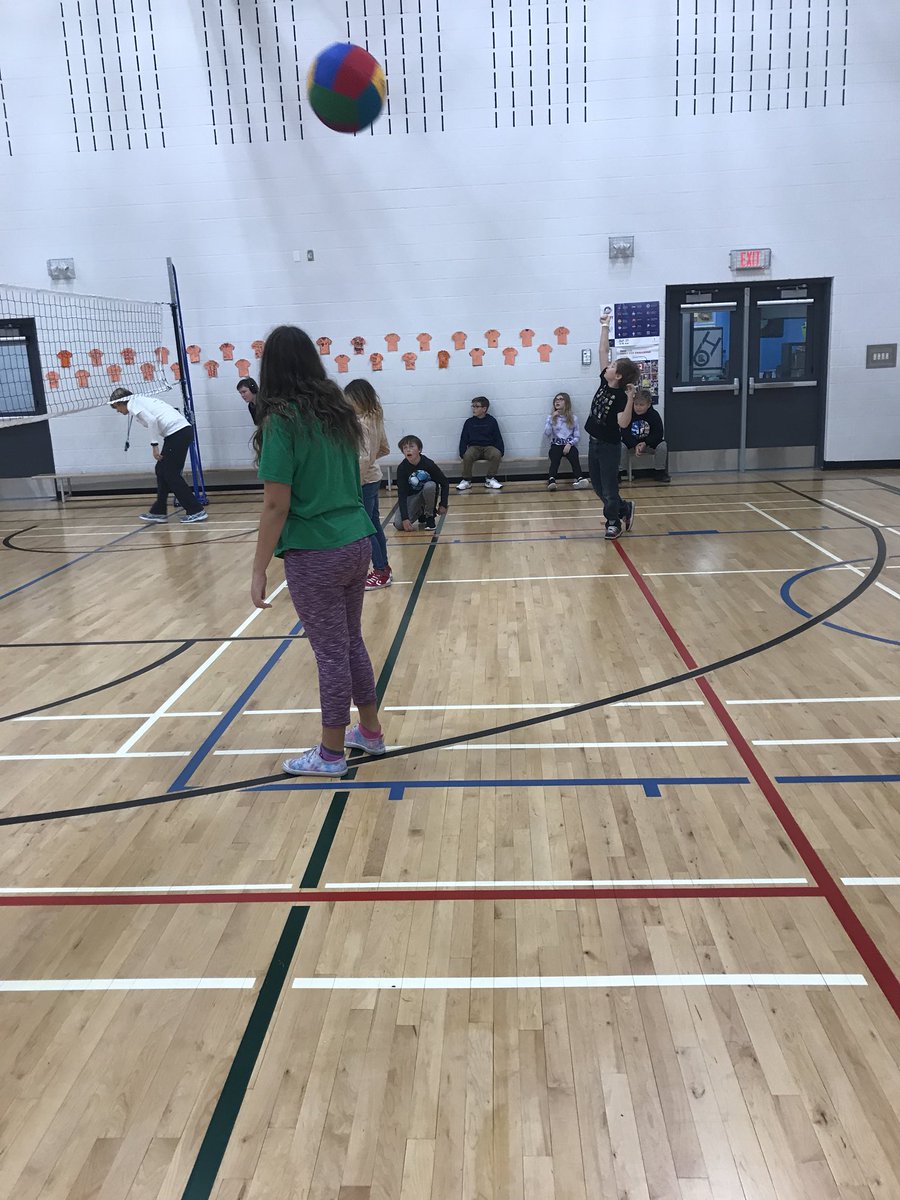 MrsS_IRIC's tweet photo. What a fun day using the omnikin ball to review rotations on the vball court! @ashley_kovitch @TennantHeidi #6k #6ap https://t.co/rla5VbbKqn