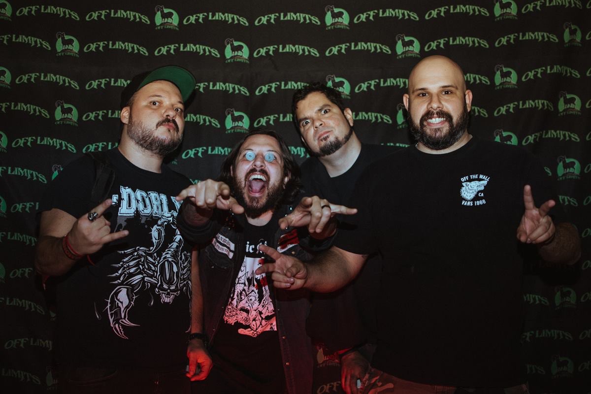 NormanRamone's tweet photo. En la 3ra edición del festival @OfflimitsMx, sin duda cada año la parten más 👊🏻👊🏻👊🏻👊🏻🍺🍺 larga vida al #offlimitsmx https://t.co/ry3U3wTefn