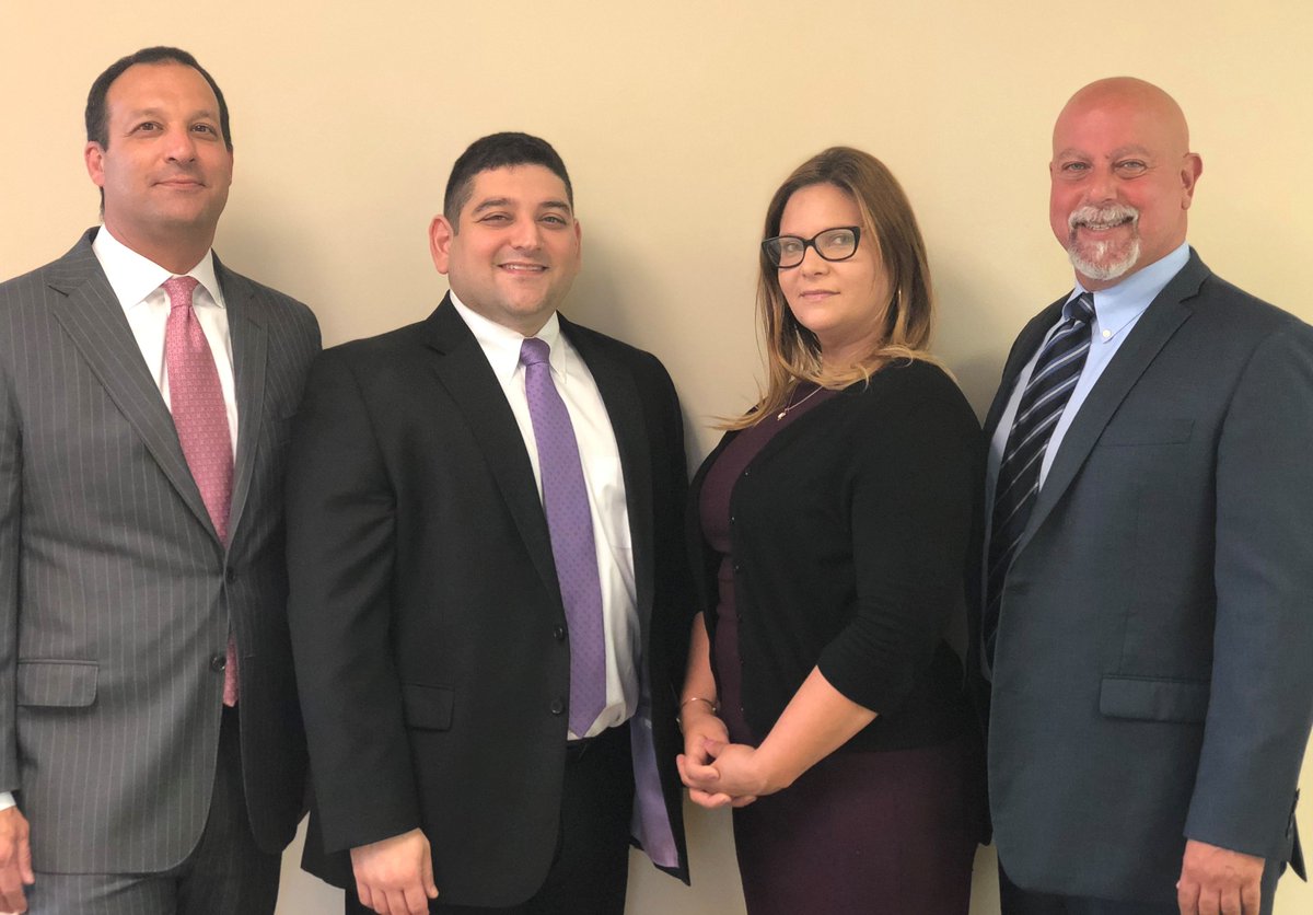 graberroberts's tweet image. Excited to move to Twitter with our new partnership! #lawyers #divorce #law #appellatetwitter #lawfirm #Stamford #attorneys