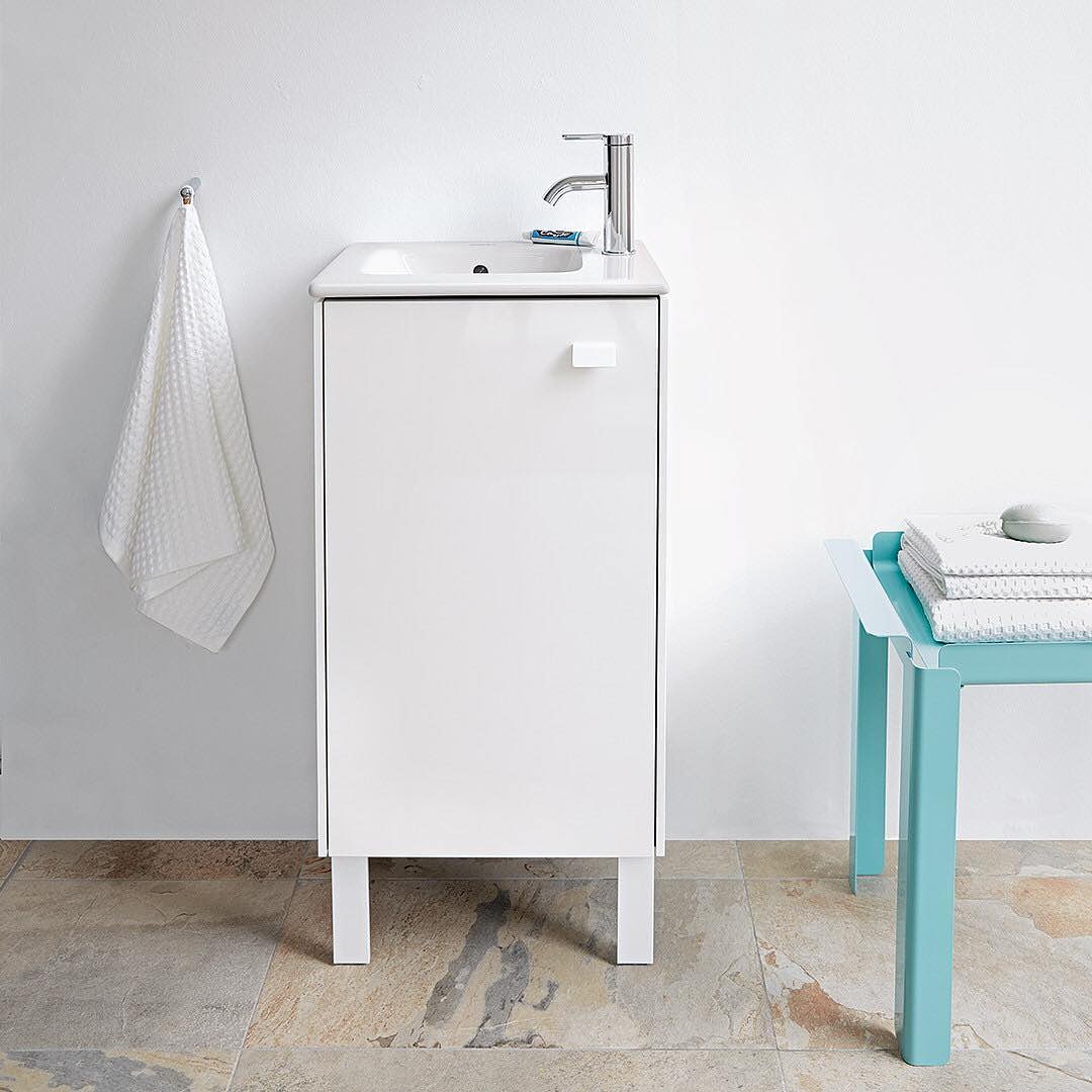 💙 Small enough to fit any bathroom - The new @Duravit bathroom furniture series #Brioso in the colour White High Gloss in combination with ME by Starck and C.1 tap fitting . . . #bathroom #toilet #basin #preston #lancashire #design #kitchens #faucet #interiordesign #homes #blue