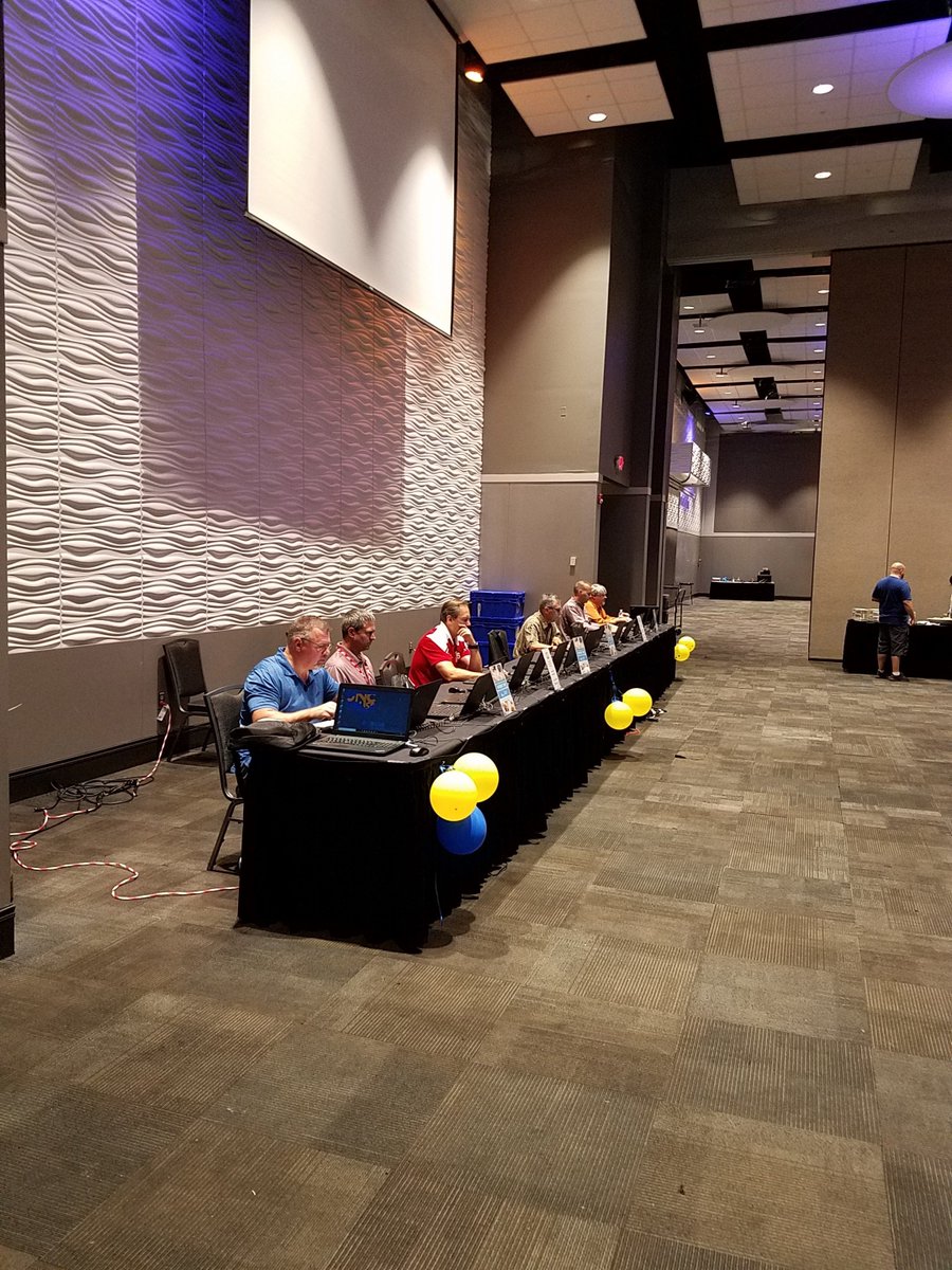 _bluerangeEDU's tweet photo. No laptop at UNC Cause? No problem! We've got you covered at the Internet Cafe. Stop on by!  #UNCCause #UNCCause18 https://t.co/tdBufkM0rx