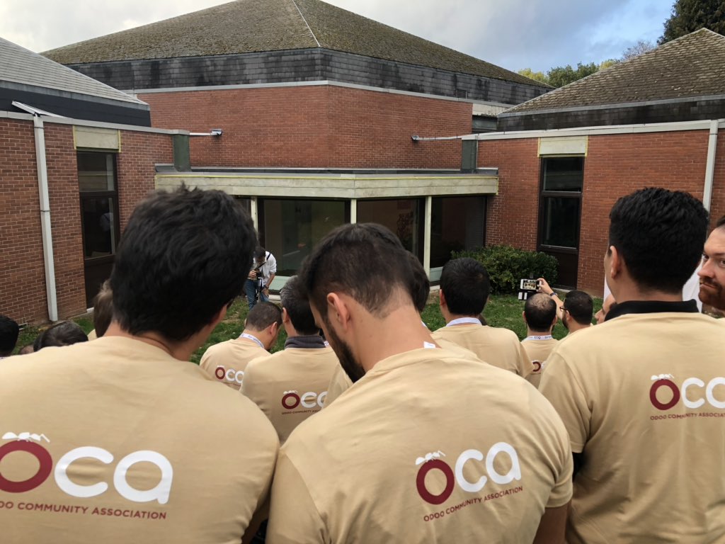 Trinityroots's tweet photo. #TeamTrinityRoots group photo at #OCAdays2018
#TrinityRoots #Passion #Innovates #Excellence #Odoo #OCAdays2018 https://t.co/WhsxRmtjC1